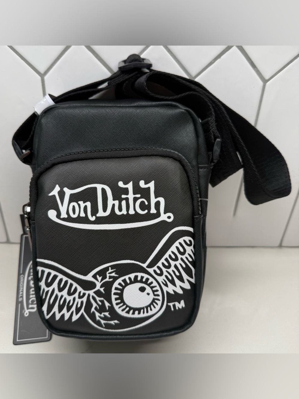 New With Tag Von Dutch Flying Eye Sling Crossbody Medium Bag Black Leather